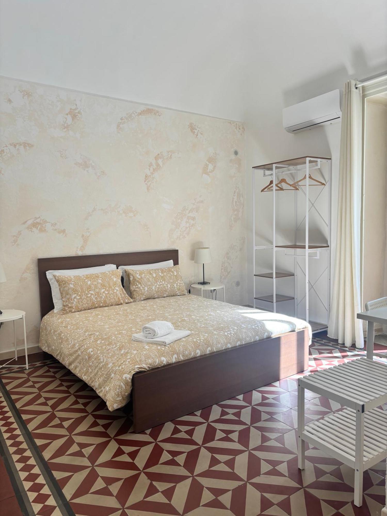 Il Teatro Rooms Катания Экстерьер фото