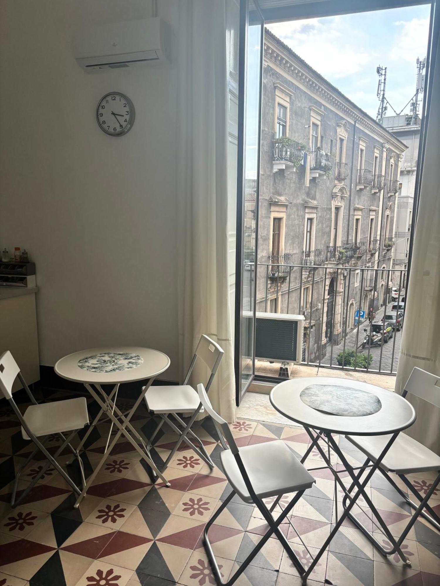 Il Teatro Rooms Катания Экстерьер фото