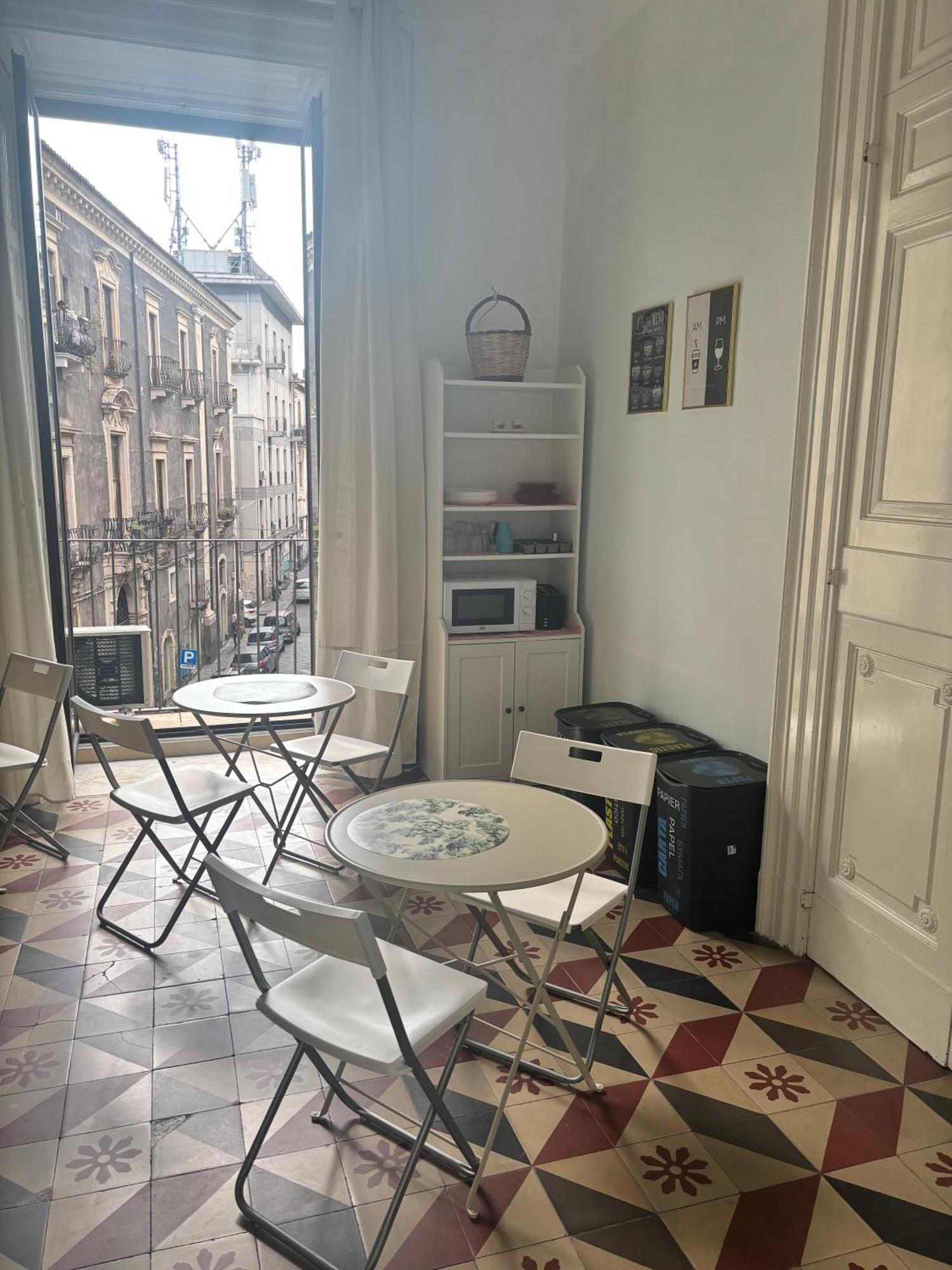 Il Teatro Rooms Катания Экстерьер фото