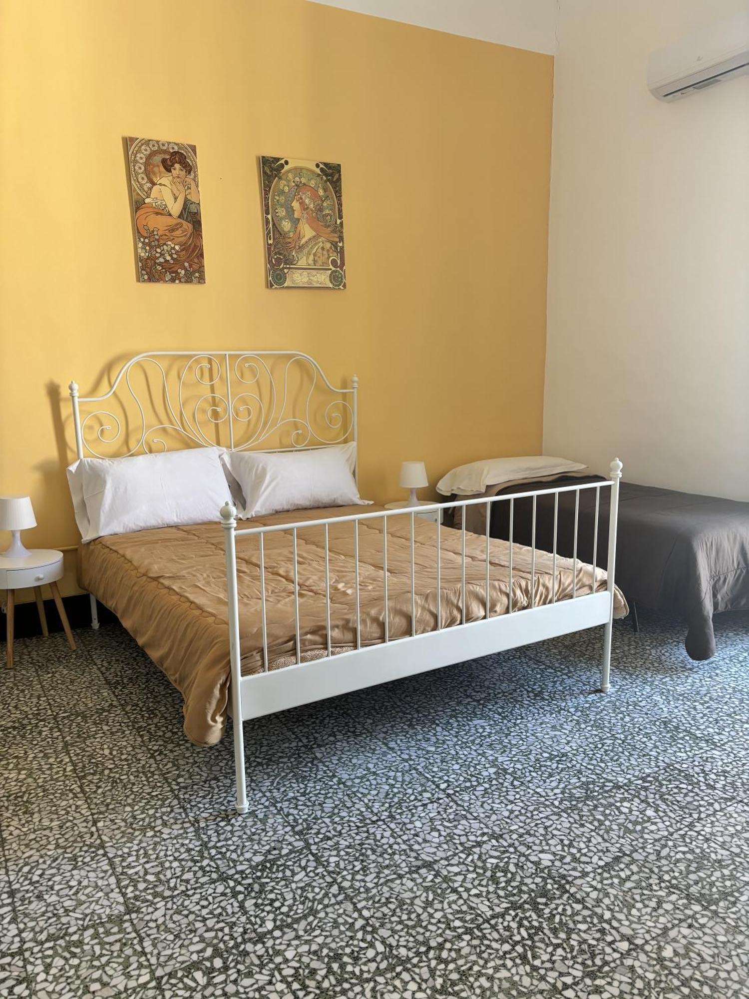 Il Teatro Rooms Катания Экстерьер фото